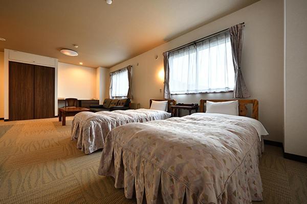 Hotel Takimoto Yamanouchi  Zewnętrze zdjęcie